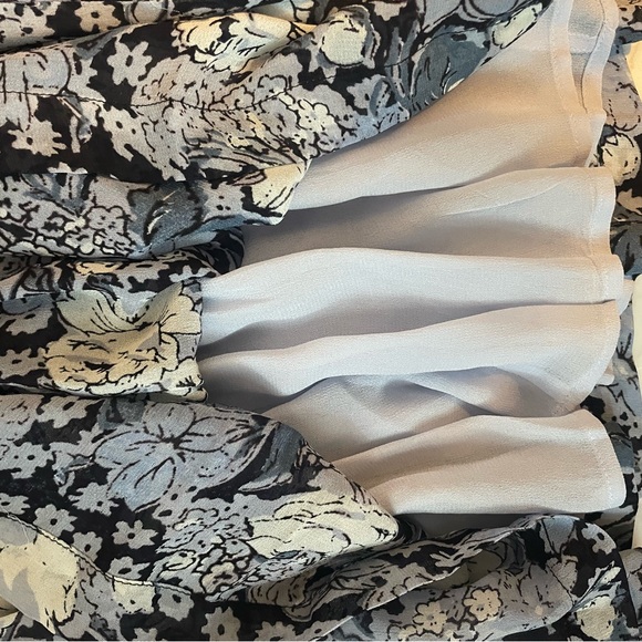 Ganni Smocked Floral Skirt Size 40 - Picture 4 of 5